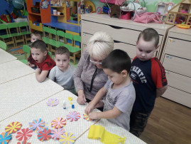 Поделки к 8 марта Поделки к 8 марта.